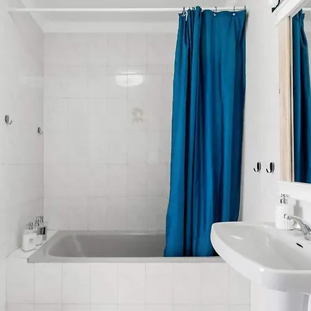 Villa Beachfront With Private Pool In Manta Rota *