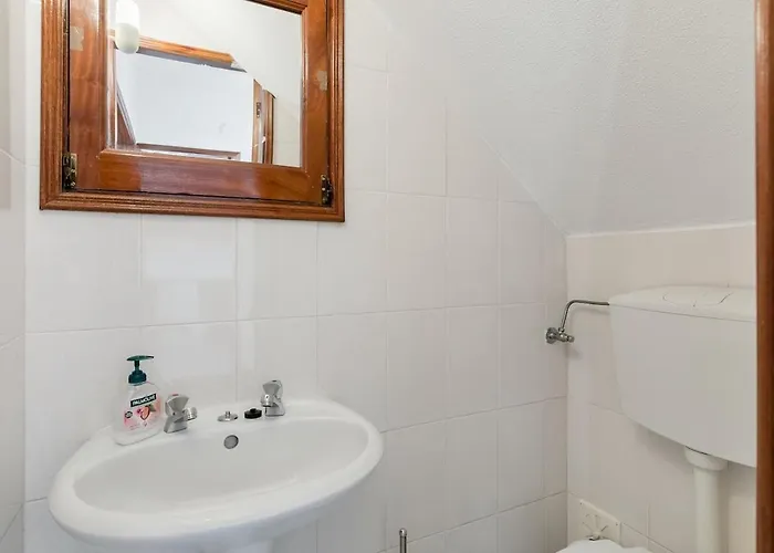 Vila Beachfront With Private Pool In Manta Rota