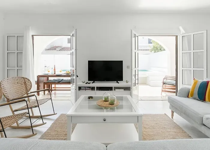 Beachfront With Private Pool In Manta Rota Vila