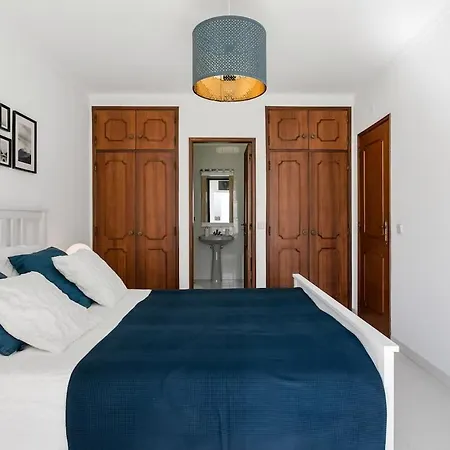 Villa Beachfront With Private Pool In Manta Rota *