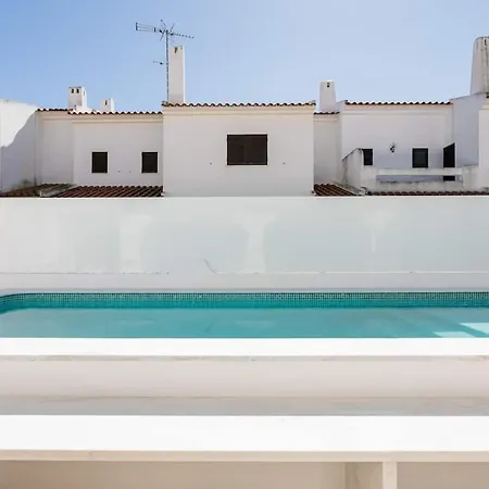 Villa Beachfront With Private Pool In Manta Rota